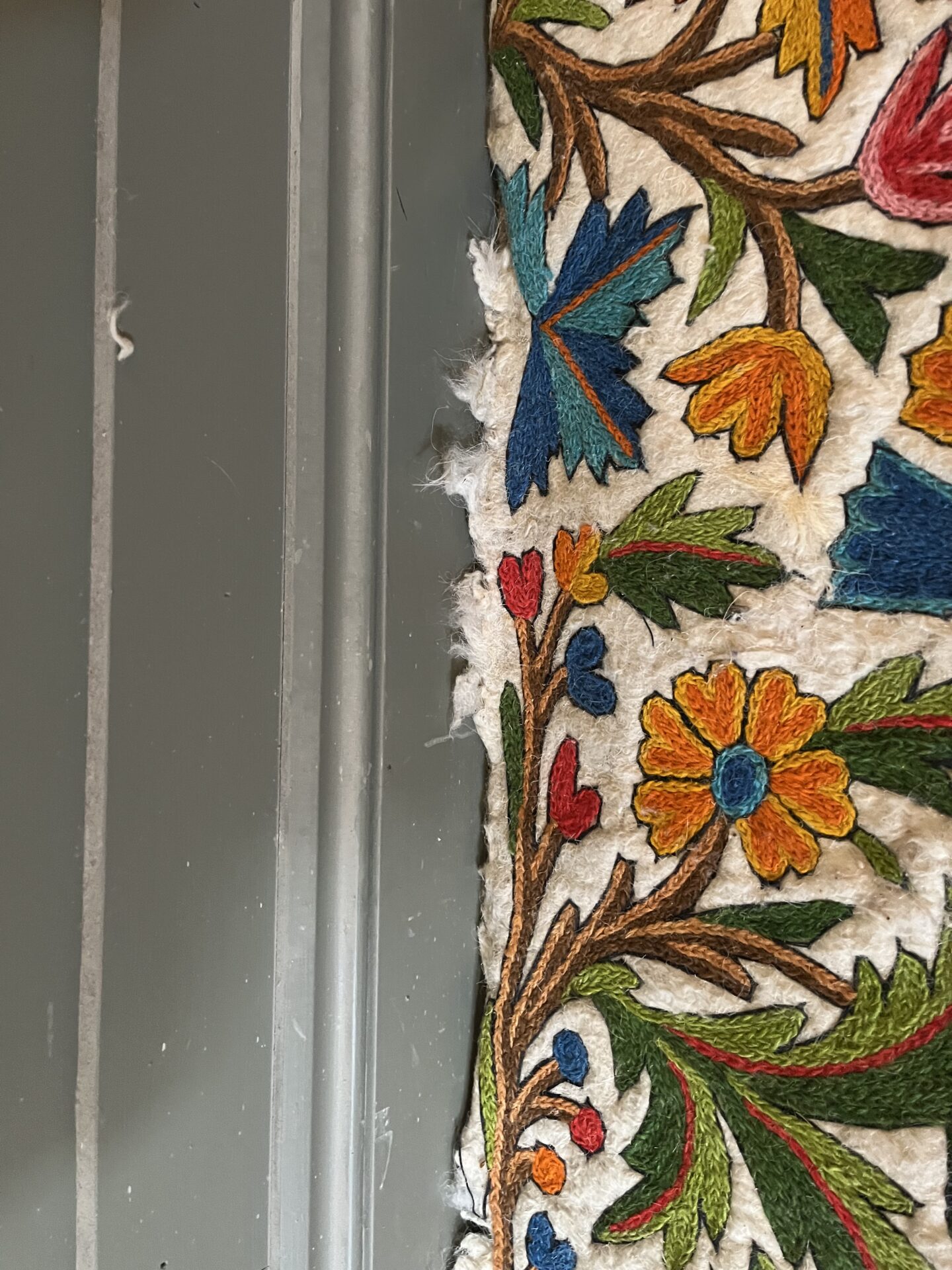Vintage Crewel Work Rug - The Retro Business